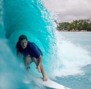 Waves in City - Surf Urbain